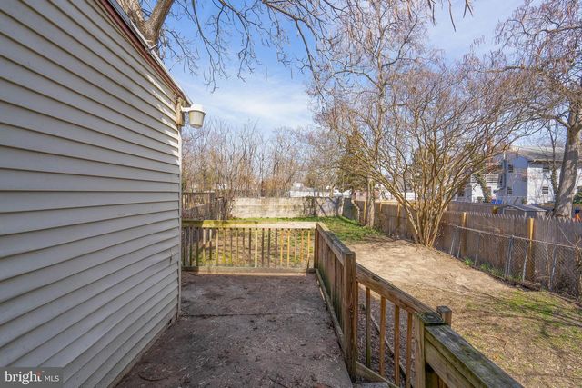 322 OAK ST E, Millville, NJ 08332