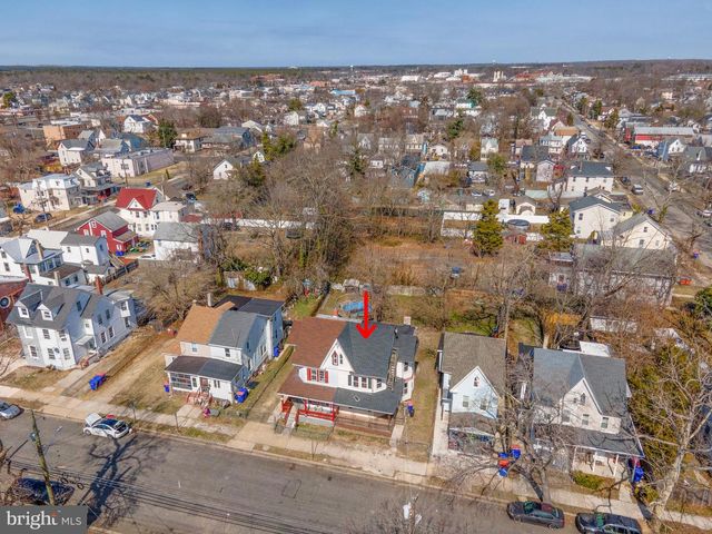 322 OAK ST E, Millville, NJ 08332