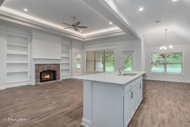 3367 Grand Lake Drive, Bossier City, LA 71111