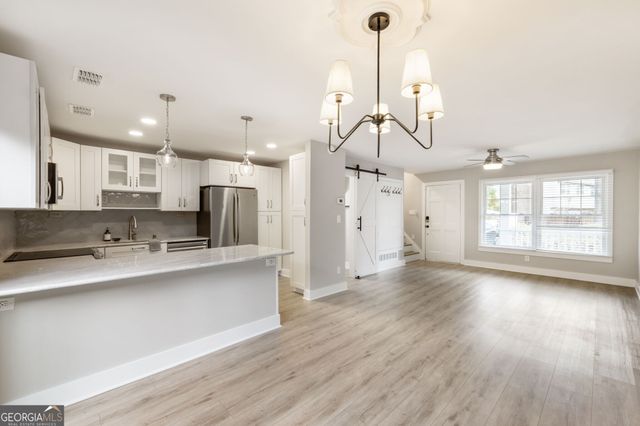 2794 Farmstead Road SE, Smyrna, GA 30080