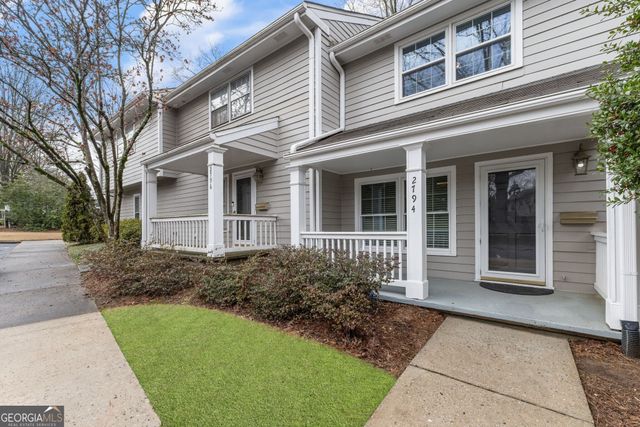 2794 Farmstead Road SE, Smyrna, GA 30080