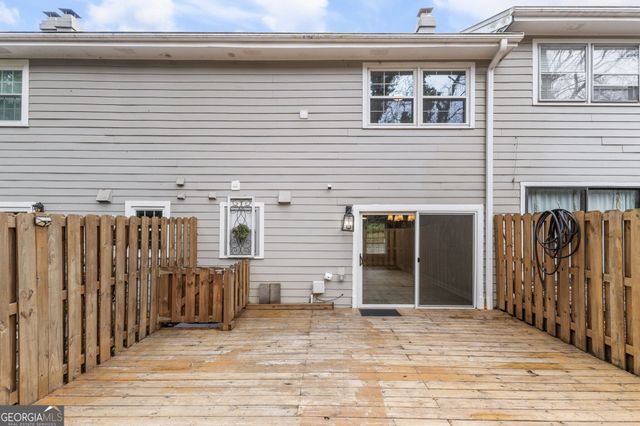 2794 Farmstead Road SE, Smyrna, GA 30080