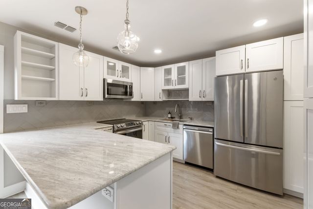 2794 Farmstead Road SE, Smyrna, GA 30080