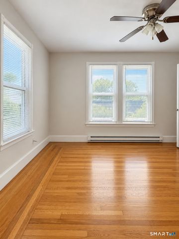 35 Maple Street, New Haven, CT 06511