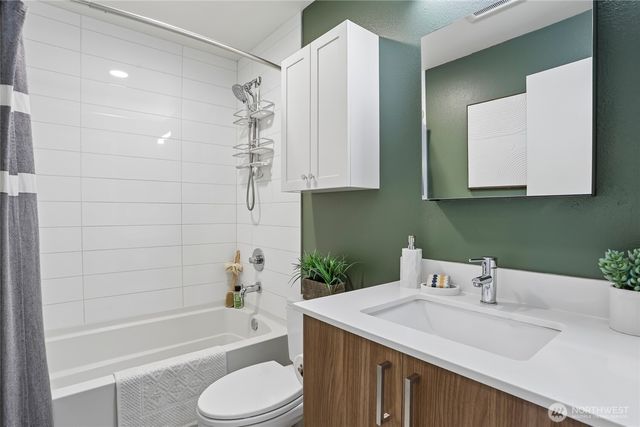 4354 6th Avenue NW, Seattle, WA 98107