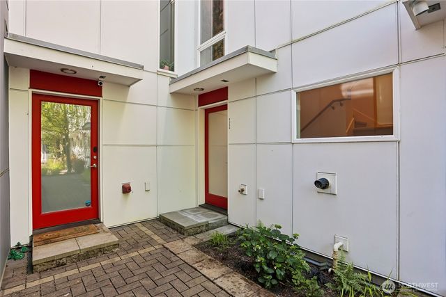 4354 6th Avenue NW, Seattle, WA 98107