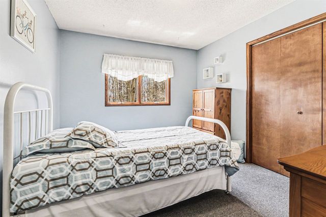 1754 W Chippewa River Road, Midland, MI 48640
