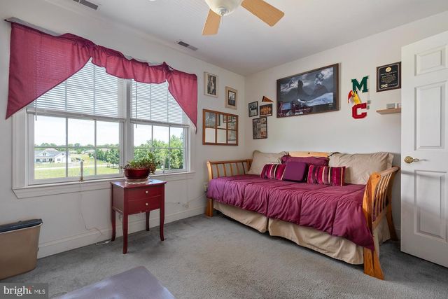 75 SAINT JOHNS RD W, Littlestown, PA 17340