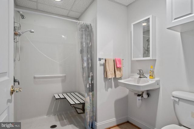 75 SAINT JOHNS RD W, Littlestown, PA 17340