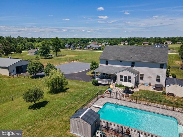 75 SAINT JOHNS RD W, Littlestown, PA 17340