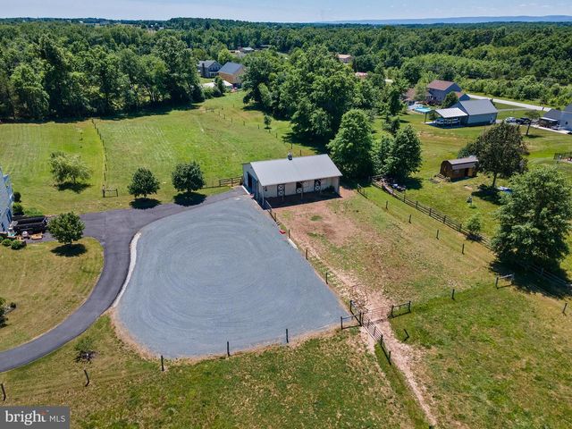 75 SAINT JOHNS RD W, Littlestown, PA 17340