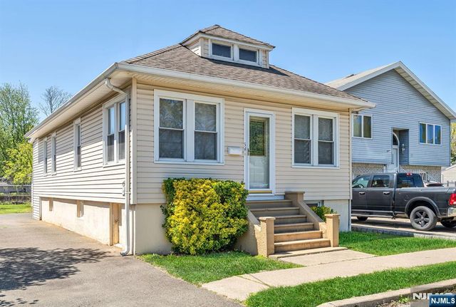 54 Gall Avenue, Elmwood Park, NJ 07407