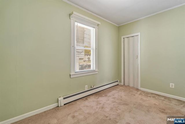 54 Gall Avenue, Elmwood Park, NJ 07407