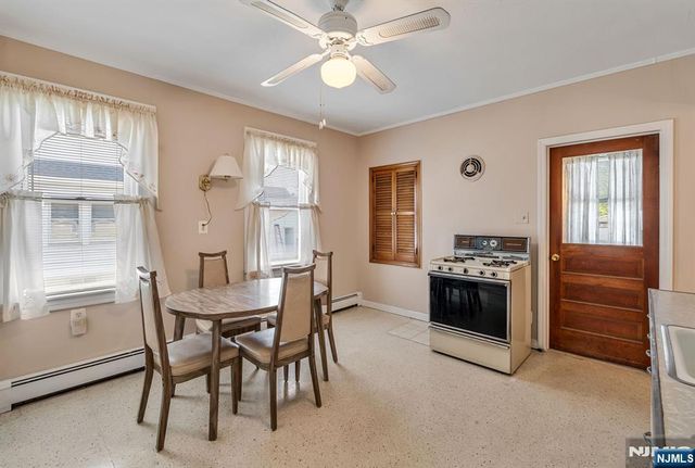 54 Gall Avenue, Elmwood Park, NJ 07407