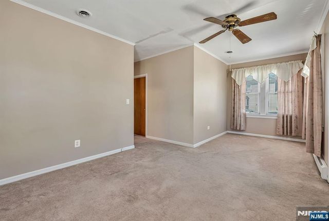 54 Gall Avenue, Elmwood Park, NJ 07407