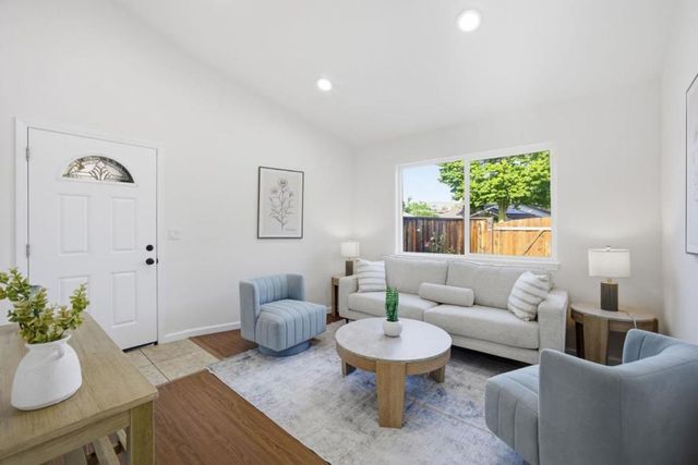 6887 Rockton Avenue, San Jose, CA 95119