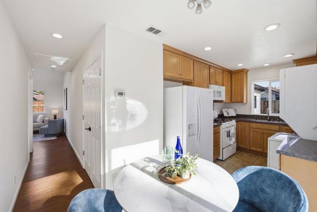 6887 Rockton Avenue, San Jose, CA 95119
