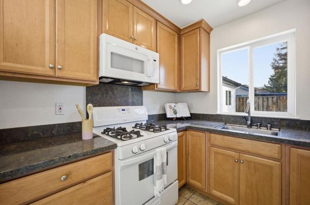 6887 Rockton Avenue, San Jose, CA 95119