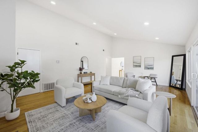6887 Rockton Avenue, San Jose, CA 95119