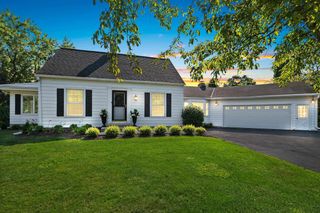 483 N OLDEN GLEN ROAD, De Pere, WI 54115
