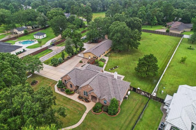 19332 Riverwalk Drive, Porter, TX 77365