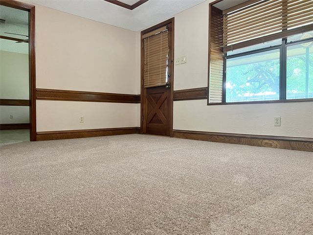 932 Old Mill Circle, Irving, TX 75061