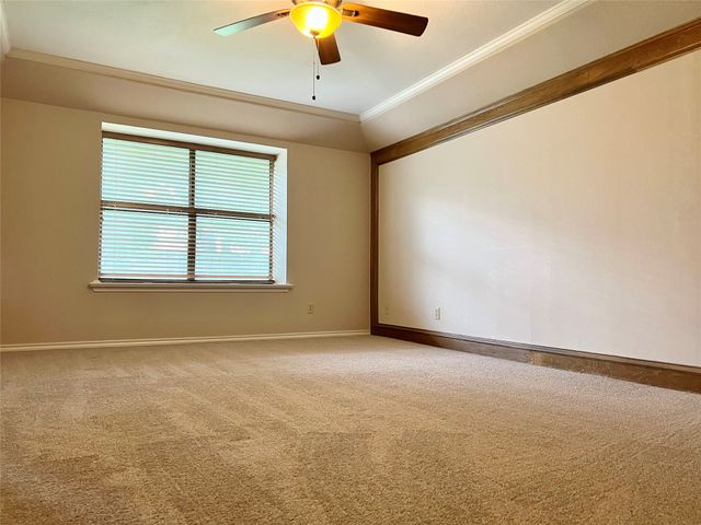 932 Old Mill Circle, Irving, TX 75061
