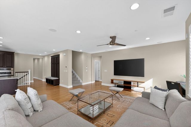 3231 Central Pkwy, Dublin, CA 94568