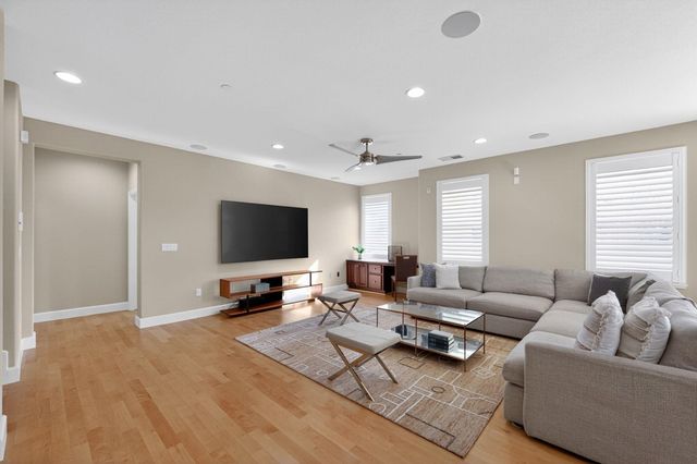 3231 Central Pkwy, Dublin, CA 94568