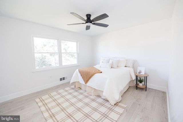6 VALLEY BEND RD, Westminster, MD 21157
