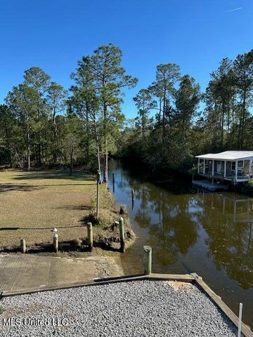 4121 Dolphin Street, Bay Saint Louis, MS 39520