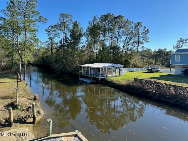 4121 Dolphin Street, Bay Saint Louis, MS 39520