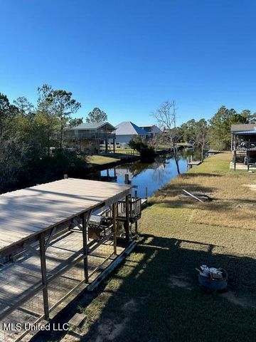 4121 Dolphin Street, Bay Saint Louis, MS 39520