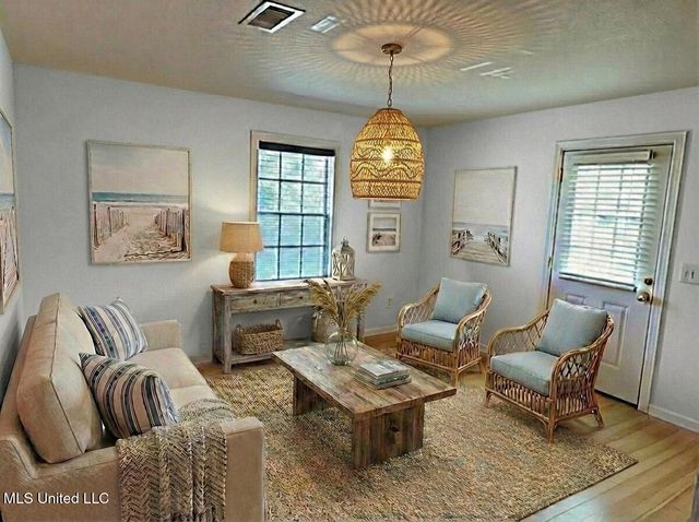 4121 Dolphin Street, Bay Saint Louis, MS 39520