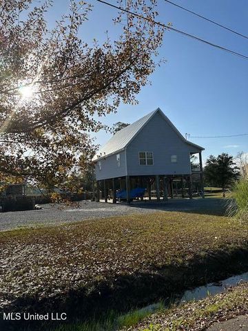 4121 Dolphin Street, Bay Saint Louis, MS 39520