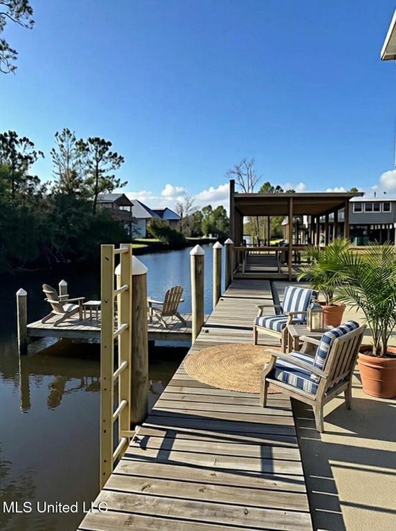 4121 Dolphin Street, Bay Saint Louis, MS 39520