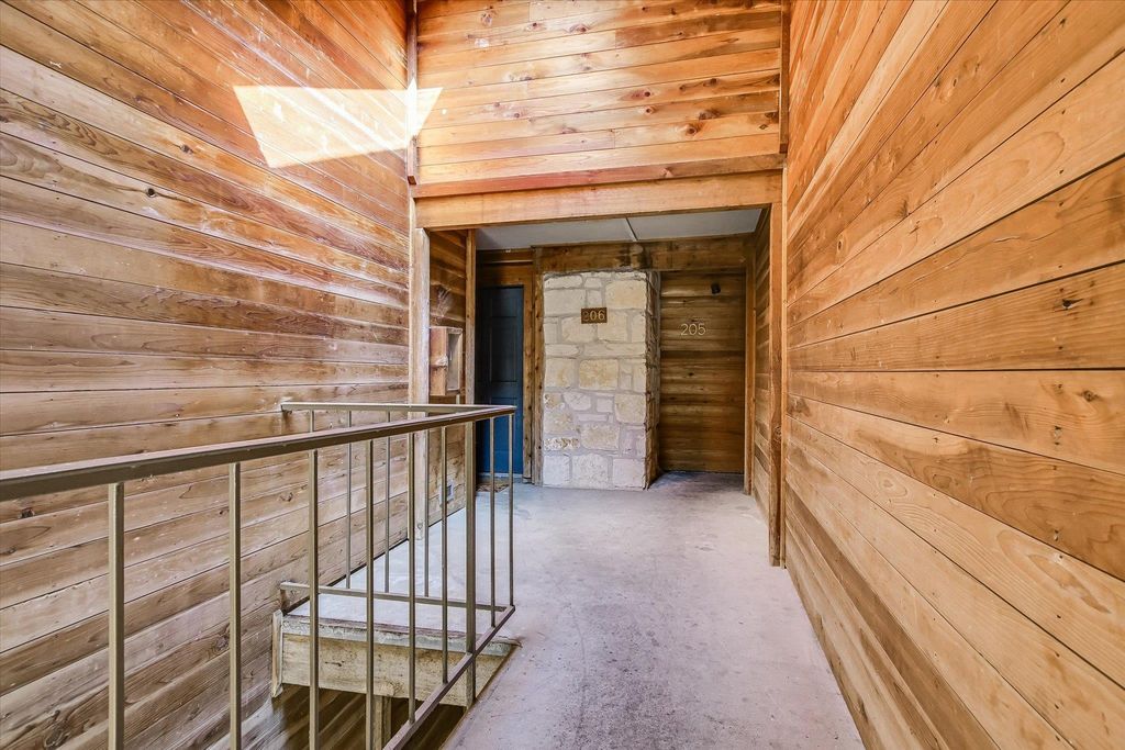 8200 Neely DR 206, Austin, TX 78759