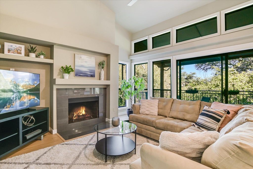 8200 Neely DR 206, Austin, TX 78759