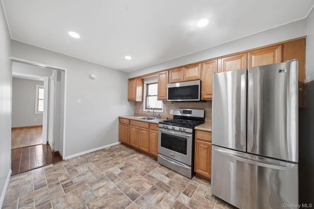 12 Nelson Street, Elmont, NY 11003