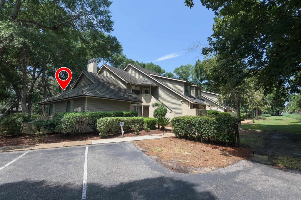 305 Myrtlewood Ct Apt 18A, Myrtle Beach, SC 29572 — exterior