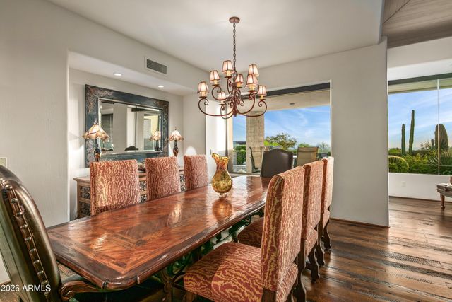 11131 E GRAYTHORN Drive, Scottsdale, AZ 85262