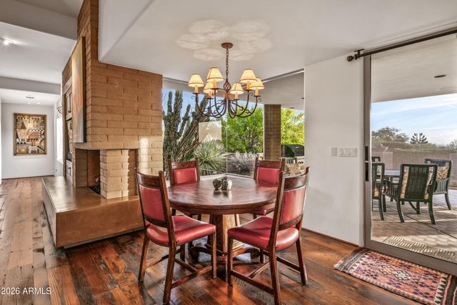 11131 E GRAYTHORN Drive, Scottsdale, AZ 85262