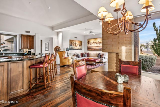 11131 E GRAYTHORN Drive, Scottsdale, AZ 85262