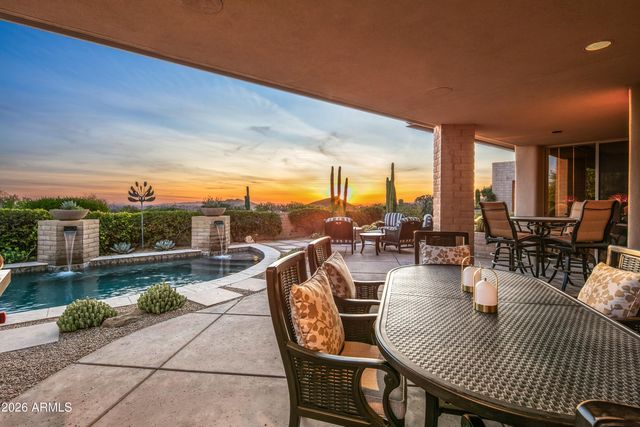 11131 E GRAYTHORN Drive, Scottsdale, AZ 85262