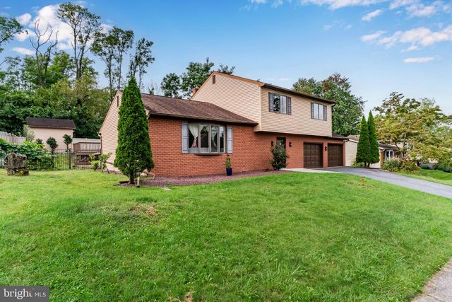 4913 JANELLE DR, Harrisburg, PA 17112