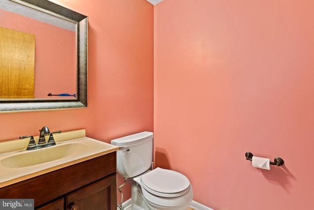 4913 JANELLE DR, Harrisburg, PA 17112