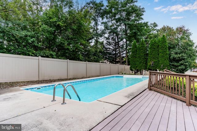 4913 JANELLE DR, Harrisburg, PA 17112