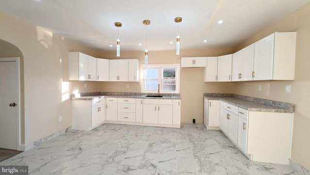 530 LYTLE ST, Minersville, PA 17954