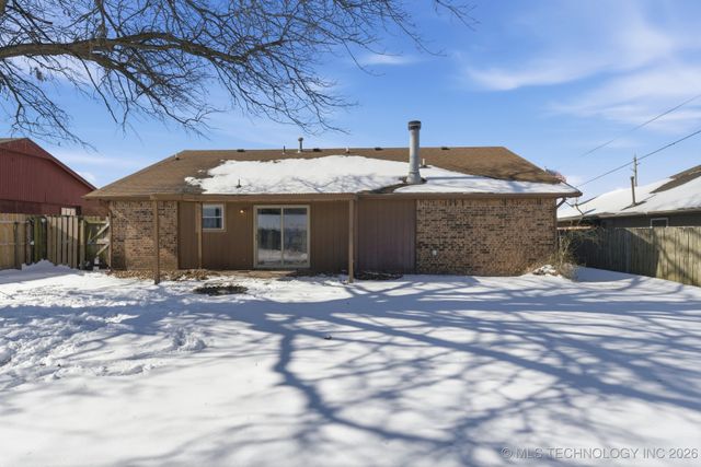 428 N Spruce Avenue, Bartlesville, OK 74006