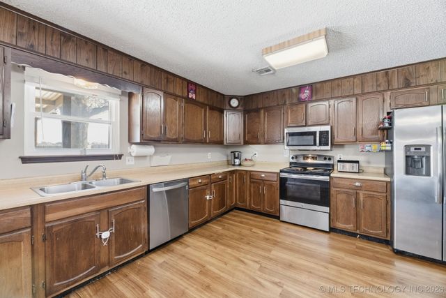 428 N Spruce Avenue, Bartlesville, OK 74006